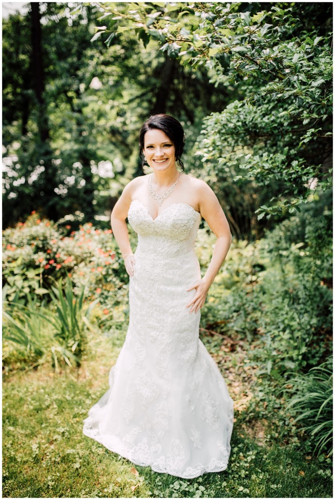 bride posing