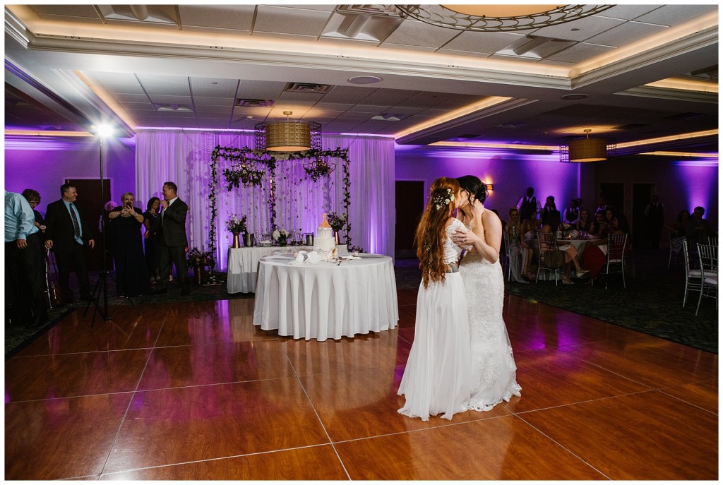 Crowne Plaza Pittsburgh South Wedding Photos_0071