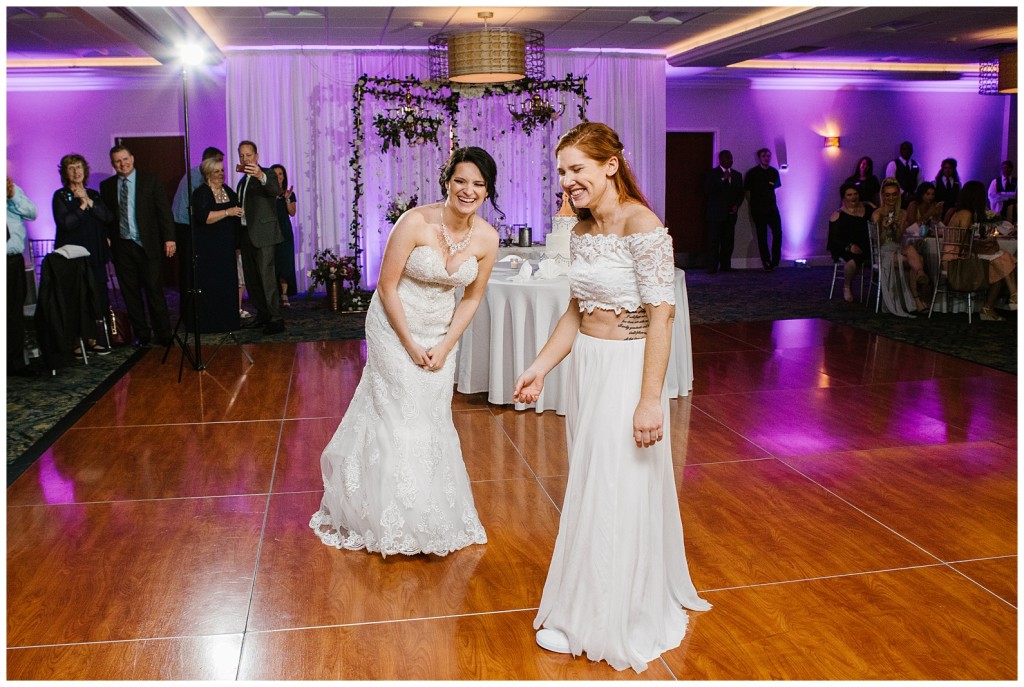 Crowne Plaza Pittsburgh South Wedding Photos_0072