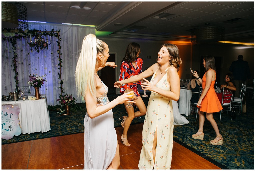 Crowne Plaza Pittsburgh South Wedding Photos_0085