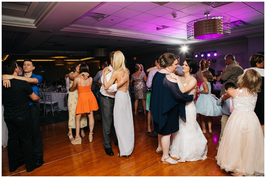 Crowne Plaza Pittsburgh South Wedding Photos_0089