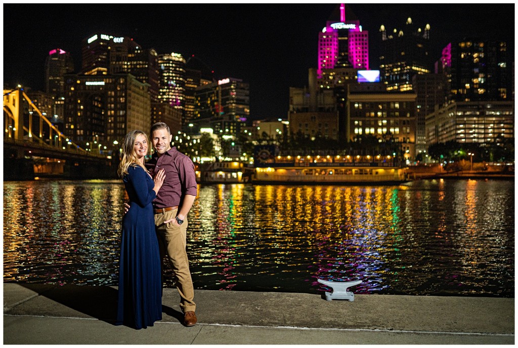 Southside & Downtown PGH Engagement Photos_0033